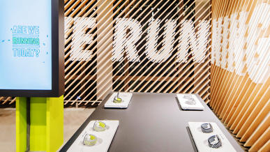 - Nike SoHo -