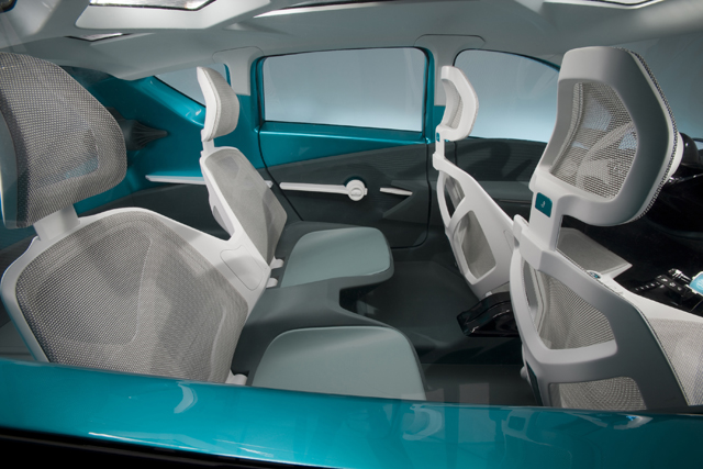 Prius-C-Int-2
